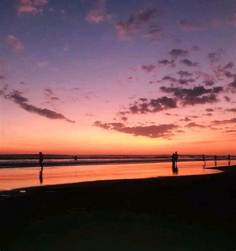 Espectacular Atardecer En Playa Bejuco Costa Rica Pura Vida 👍🏻 🇨🇷 🌺
