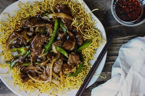 Crispy Cantonese Beef Chow Mein Pups With Chopsticks