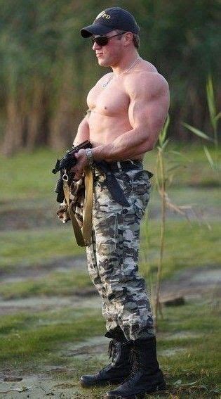 ええガタイやッ！ Hot Army Men Big Muscle Men Hot Cops