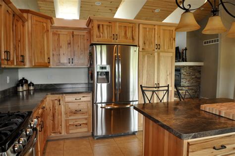 Country Style Rustic Hickory - Farmhouse - Kitchen - Chicago - by Someone's in the Kitchen, Inc.