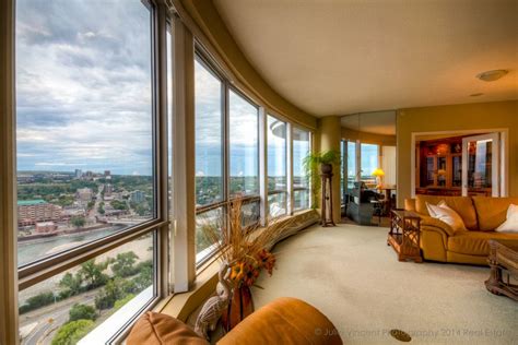 Luxury Executive Condo In The Heart Of Downtown Calgary Fantastic