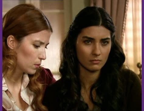 Aynı yıllarda çemberimde gül oya, ihlamurlar altında, asi gibi dizilerinin arap televizyonlarında gösterilmesiyle birlikte, ortadoğu'da. Tuba Büyüküstün in Asi - Tuba büyüküstün Image (19180859 ...