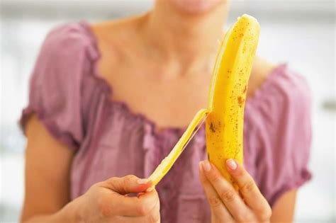 5 Reasons To Not Throw Away Banana Peels