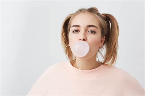 How Excessively Chewing Gum Causes Tmj The Houston Dentists