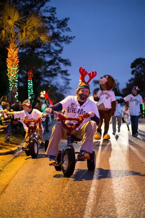 We proudly service from the georgetown/charleston county line to the wando river 24 hours a day, 7 days a week. Here Are The Top 15 Christmas Towns In South Carolina ...