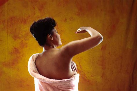 Breast Cancer Signs Symptoms How To Check Yourself