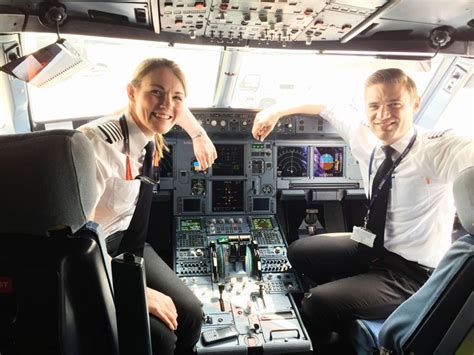 British Pilot Kate Mcwilliams Becomes Worlds Youngest Ever Commercial