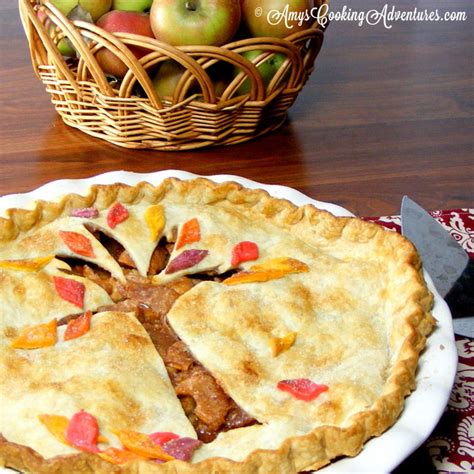 Fall Leaf Apple Pie