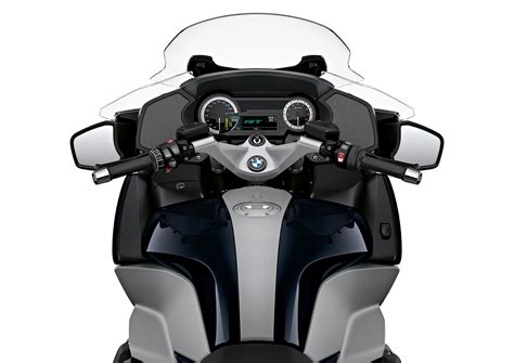 The variable camshaft control system 'bmw shiftcam' ensures consistent power delivery throughout the entire power band, for swift cornering and immense torque on the straights. Gebrauchte und neue BMW R 1250 RT Motorräder kaufen