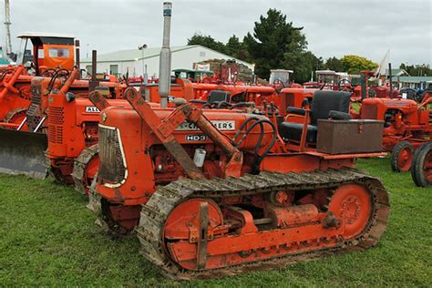 Allis Chalmers Hd 3 Crawler The 2011 Crankup Day Was Held Flickr