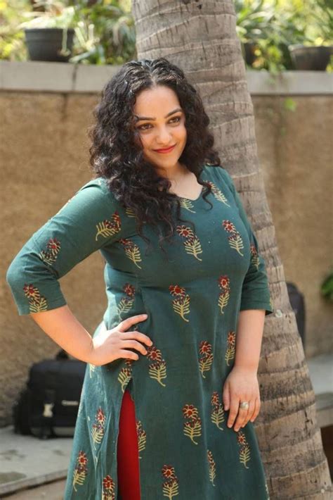 Pin By Itsme On Nithya Menon Saree Models Aunty In