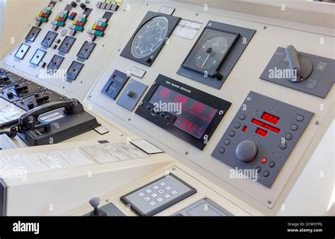 Bridge Control Console Hi Res Stock Photography And Images Alamy