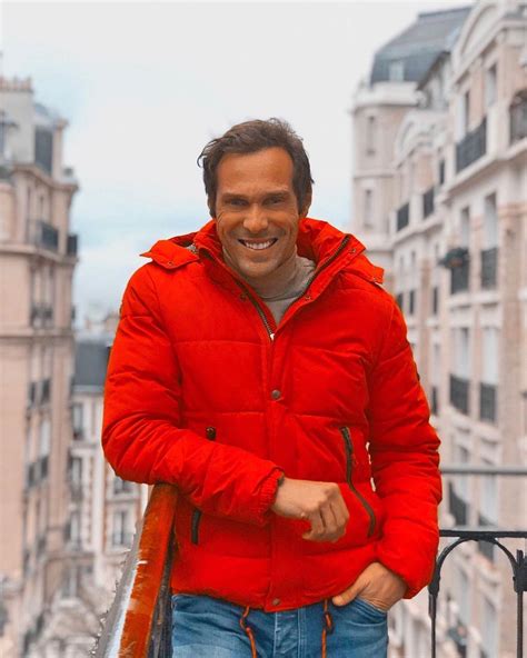 🌍 new cultures, new people and new minds doctor/ actor instagram.com/drjosecarlospereira?igshid=165dfzfado6l0. José Carlos Pereira faz cirurgia plástica e mostra-se ...