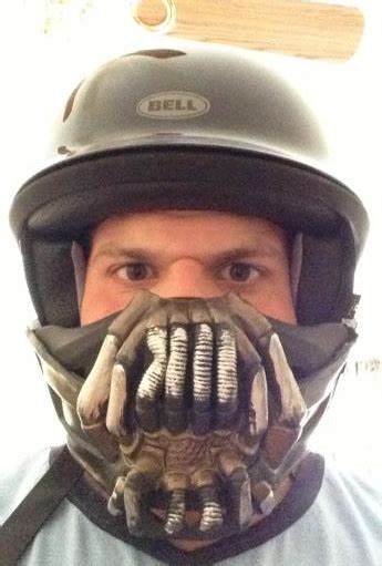The common complaint we tend to hear is that motorcycle helmets are lame looking, and thanks to the bell rogue helmet that excuse can now become a thing of the past. Bell Rogue Helmet Review - A hybrid Motorcycle Helmet