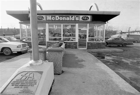 Check Out The First Mcdonalds Burger Stand From 1948 Business Insider