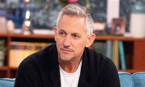 Gary Lineker releases statement following face mask controversy | HELLO!