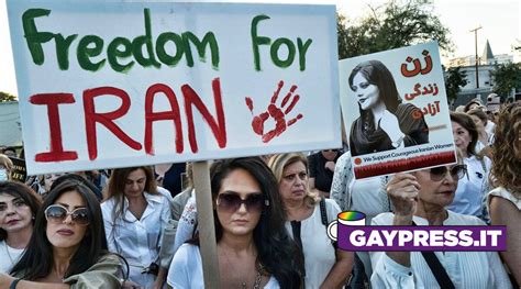 La Libert Ha Voce Di Donna Sostegno Alle Donne Iraniane E Curde Tristemondo It