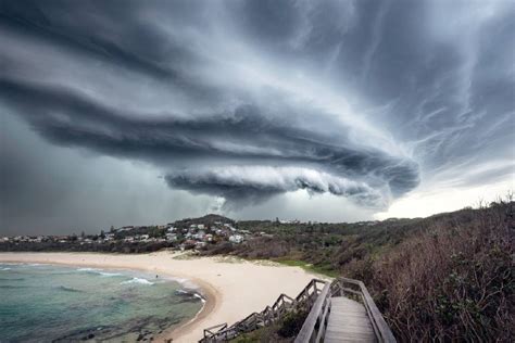 Not all weather stations near port macquarie update at the same time and we only show. Port Macquarie photographer Ivan Sajko's eye of the storm image chosen for 2021 Bureau of ...