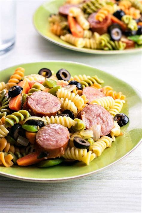 This spicy sausage pasta recipe will satisfy all your cravings. Smoked Sausage Pasta Salad - Homemade Hooplah