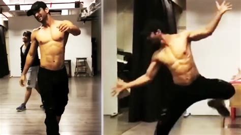 Sushant Singh Rajput Shirtless Dance Video Bollywood Actor Youtube