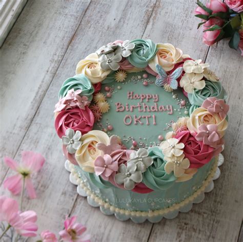 Flower Buttercream Cake Кремовый торт Торт Сладости