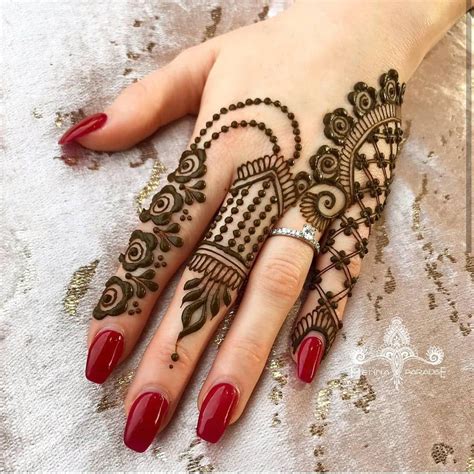 30 Stylish And Elegant Finger Mehndi Designs Mehndi Designs For
