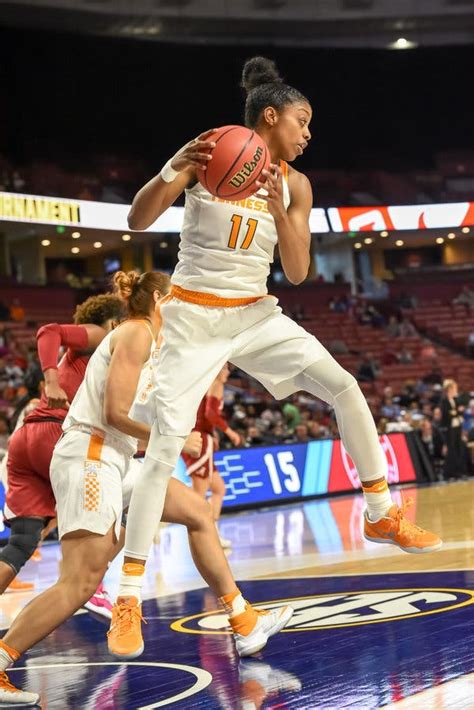 Diamond Deshieldss Path To The Wnba Took Her From Tennessee To