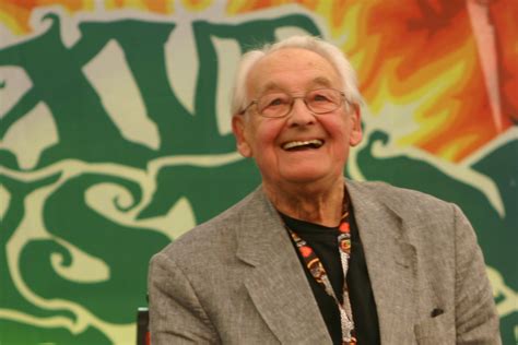 From history he returns to contemporaneity, so arguably poland's finest director, andrzej wajda has crafted films that crackled with historical significance and. Andrzej Wajda będzie pochowany na Cmentarzu Salwatorskim w ...