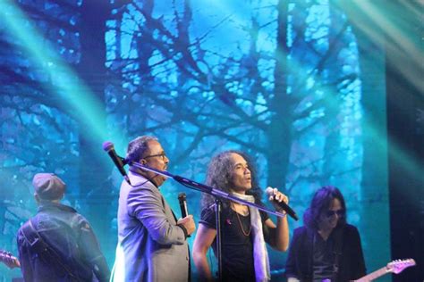 Kunci gitar cinta kita slank intro : Lirik dan Chord Lagu Juwita Malam - Slank