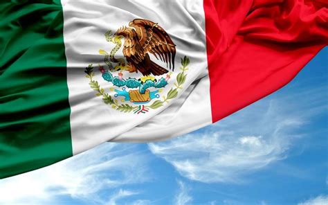 Significado De La Bandera De México Sus Colores Y Escudo
