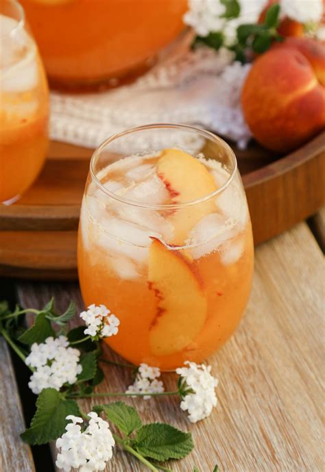 Turn heat to low and gently simmer until sugar completely dissolves and mixture thickens a bit, about 5 minutes. This Vodka Lemonade Recipe is Just *Peachy* - Lulus.com ...