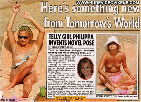 Philippa Forrester Topless Paparazzi Toples Babe Beach Posing Hot Beautiful Celebrity