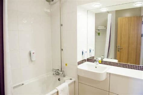 Premier inn helston hotel, helston. Premier Inn Bodmin Hotel - Reviews + Photos + Price ...