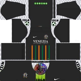 A fully custom kit in which the arancioneroverdi colours are boldly emphasised, the thick horizontal hoops. Venezia FC Kits 2019/2020 Dream League Soccer
