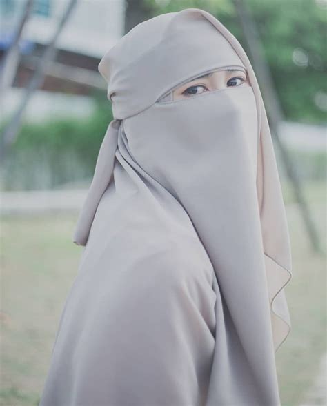 Pin By Tri On Hijab Niqab Niqab Fashion Hijab Niqab Beautiful Hijab