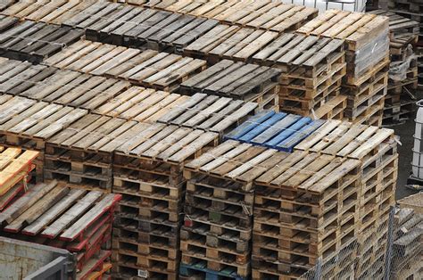 The term 'aircraft' covers a wide array of planes capable of flying or gliding through the air. pallets for sale - pallets wanted & for sale
