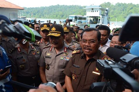 indonesia executes eight prisoners arabian business