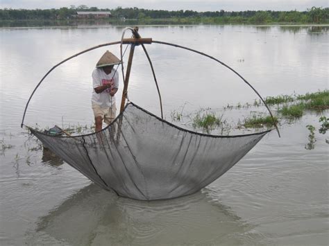 Macam Cara Menangkap Ikan Khas Dari Indonesia