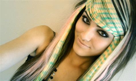 Dec 29, 2020 · so scrunchies were the other accessory of the '80s that you could match to your outfit. 24 Scene Hairstyles To Give You A Better Look