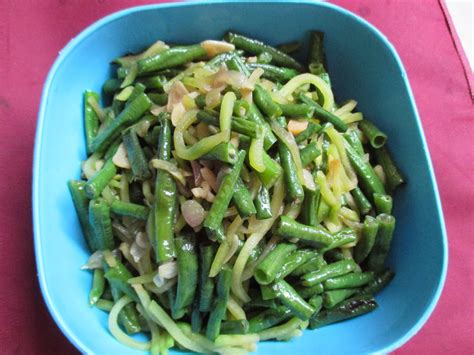Resep tumis sawi putih bisa kamu praktikkan di rumah untuk menu makan malam yang praktis. Resep Oseng Kacang Panjang Labu Siam ~ Dapur Onlineku