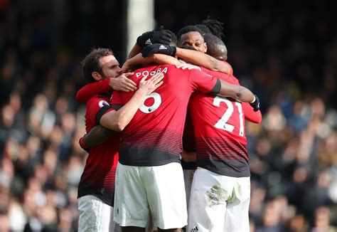 Manchester united vs fulham predicted lineup: EPL table: Arsenal defeat Huddersfield, Manchester United ...