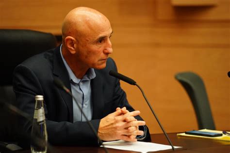 הרשות מספקת שירותים בנושאי רפורמות, מוסדות ללא כוונת רווח וכן מידע למעסיקים, למייצגים ולציבור. יאיר נתניהו חוטף אש מעפר שלח: "ילד מקולקל" | מעריב