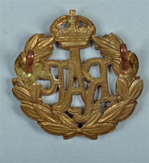 Regimentals British Wwii Raf Enlisted Ranks Cap Badge
