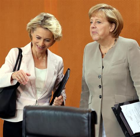 Streit Um Renten Angela Merkel Lässt Ursula Von Der Leyen Allein Welt