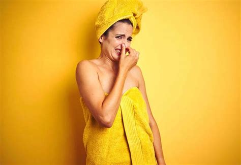 Sulfur has leached into your well hydrogen sulfide can also build up inside your hot water heater, which can cause it to smell like rotten eggs. Why Does My Bathroom Smell Like Rotten Eggs? (Solution)