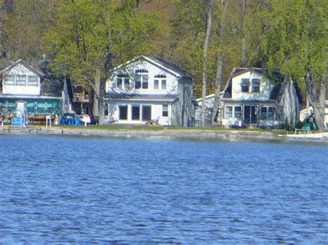 Real estate for sale in portage, michigan. Homes for sale on Portage Lake Hamburg Mi