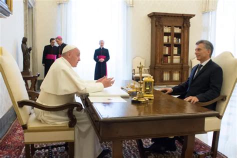 Papa Francisco Recibe En Audiencia Al Nuevo Presidente De Argentina