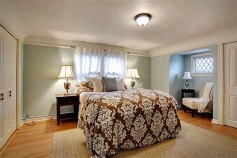 Benjamin moore wythe blue, a beautiful robin's egg, is one of the company's most popular colors. Seattle Mapleleaf Tudor - Benjamin Moore Wythe Blue works ...