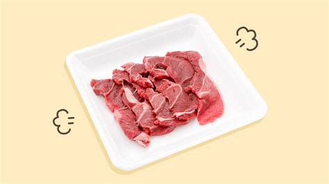 Semur dimasak dalam jangka waktu cukup panjang jadi daging bisa empuk sempurna selama pembuatannya. Pakai 6 Cara Ini Agar Daging Kambing Tidak Bau