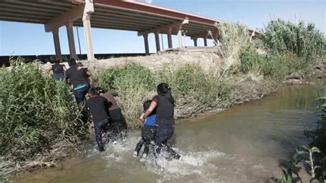 Migrantes Quedan En El Intento Al Cruzar El Río Mueren